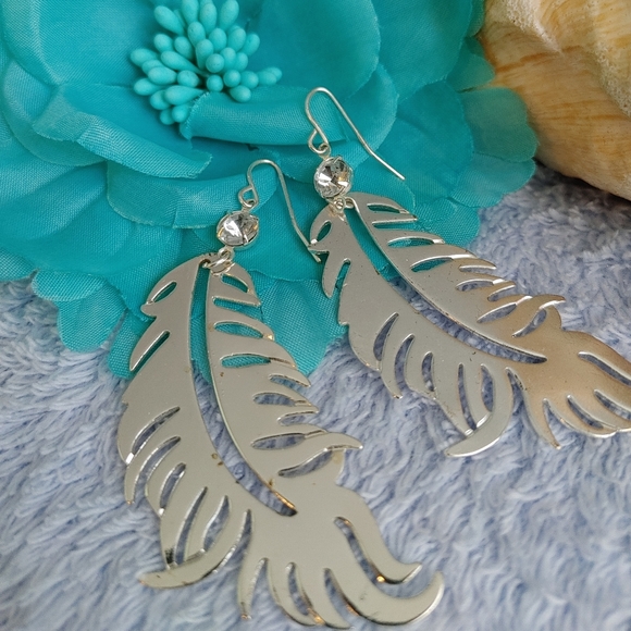 Earring set - Picture 2 of 4